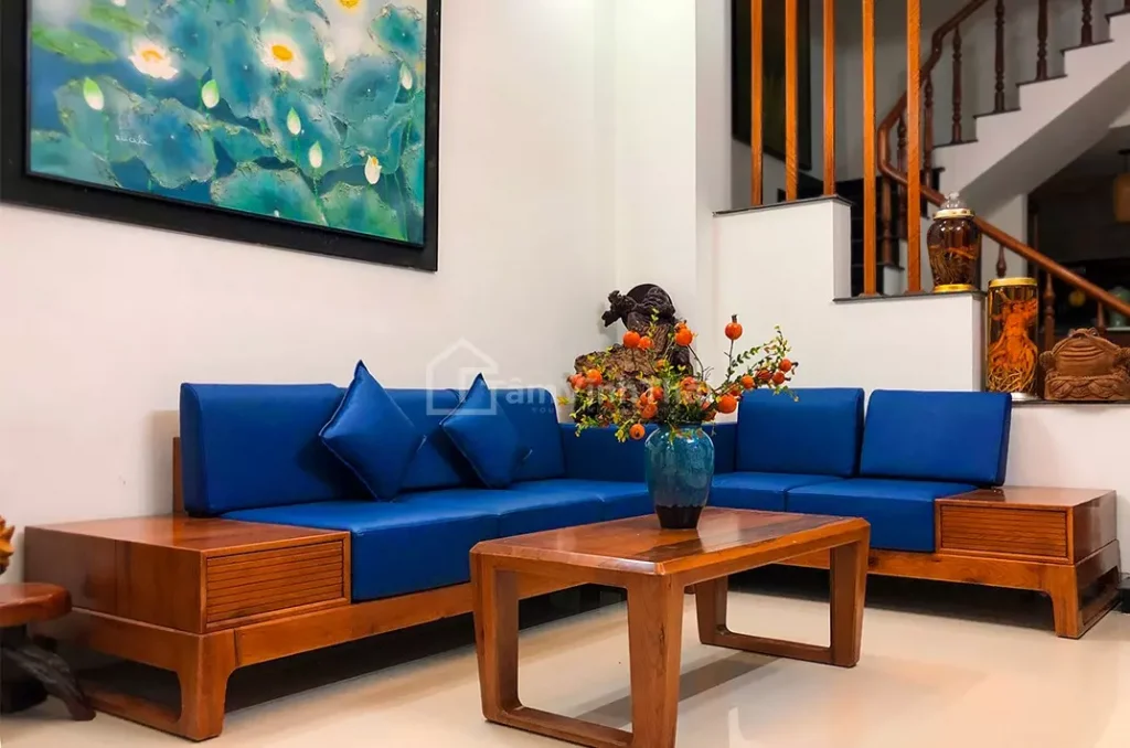 Bộ sofa gỗ Margaret được làm từ chất liệu gỗ tự nhiên nổi bật bởi sắc xanh tươi trẻ