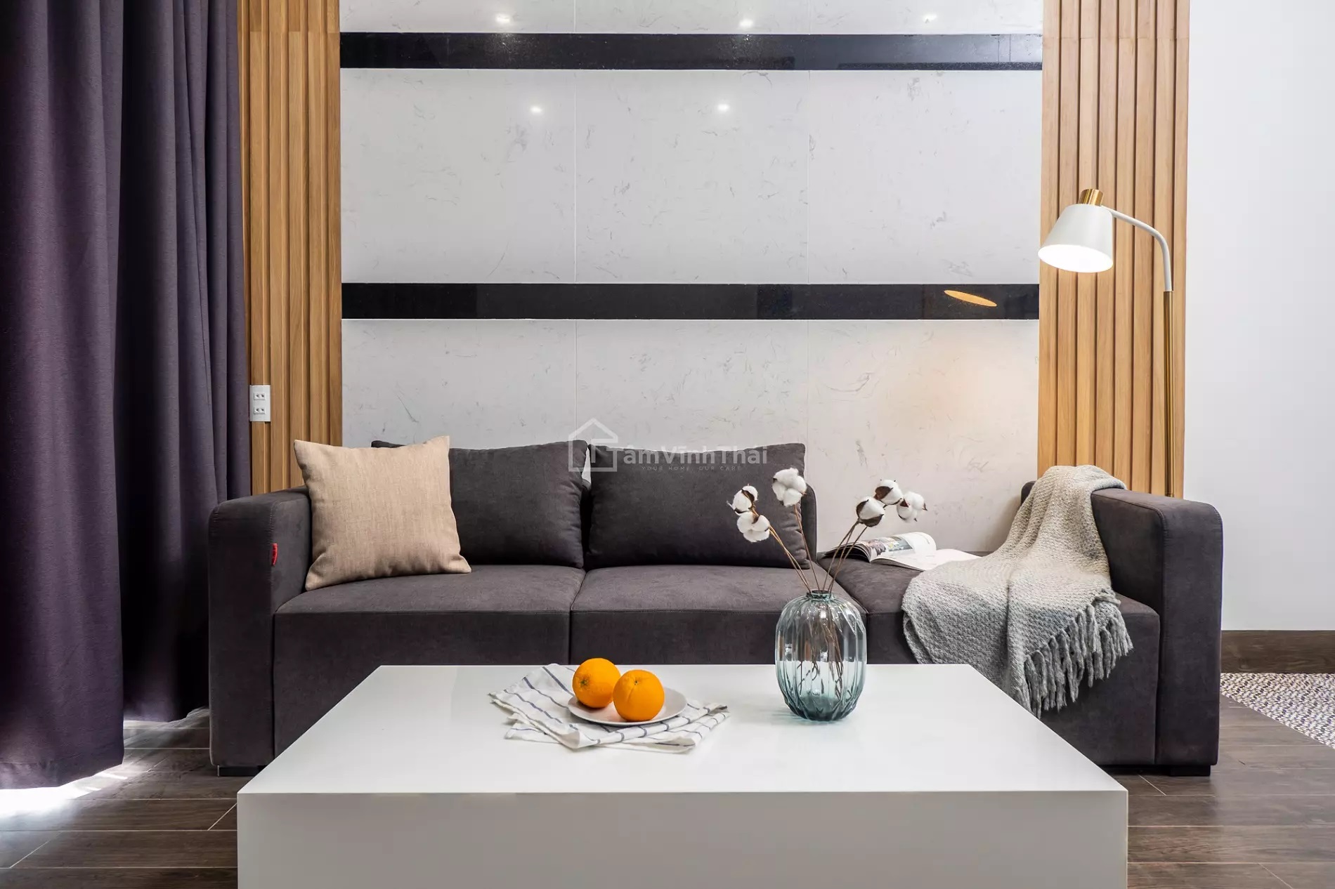 Sofa băng Otis chất liệu vải bố nội địa, giá từ 6.600.000 VND